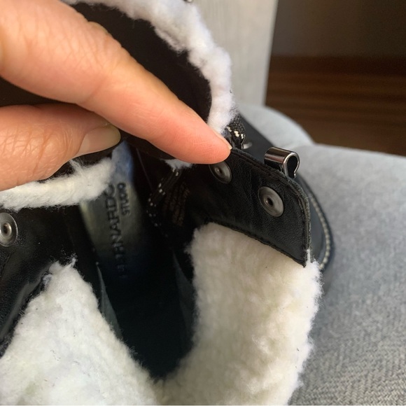 Bernardo Hiker Boots. Women size 7.5 - Picture 6 of 6